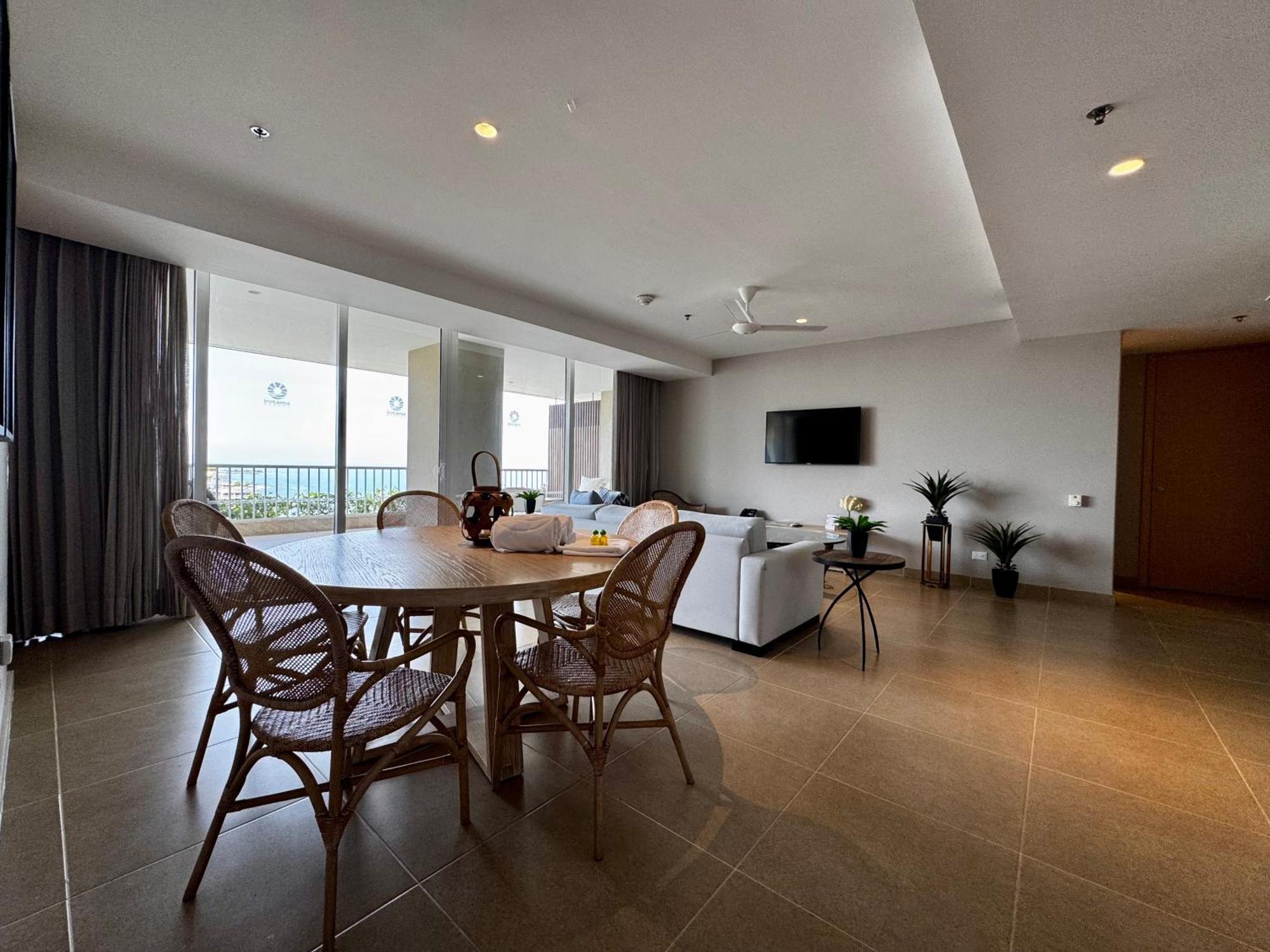 Hotel Irotama Del Mar By Karisma 5*